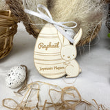 Lapin et son oeuf de Pâques