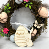 Lapin et son oeuf de Pâques