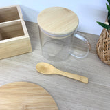 Tasse en verre et bambou