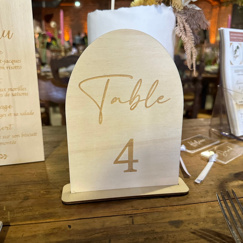 Numéro de table bois